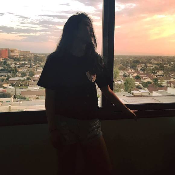 Meet your Posher, Isla - Picture 1 of 1